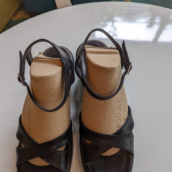 Dansko! Comfort Sandals Size 39 - Picture 3 of 7